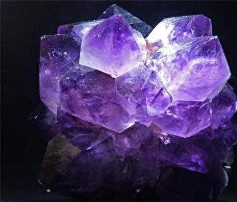 这 7 种宝石，没消磁千万别戴，越戴越倒霉！
