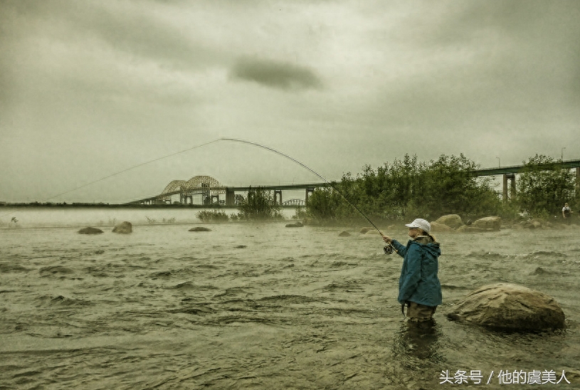 你体验过流行于欧美的“飞蝇钓”吗？职业旅行家为您演示有趣过程